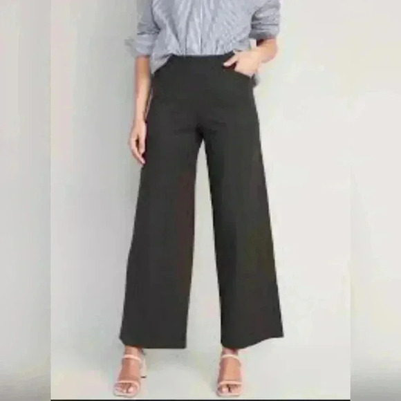 Old Navy Pants - High rise pull on wide leg pants medium petite NWOT